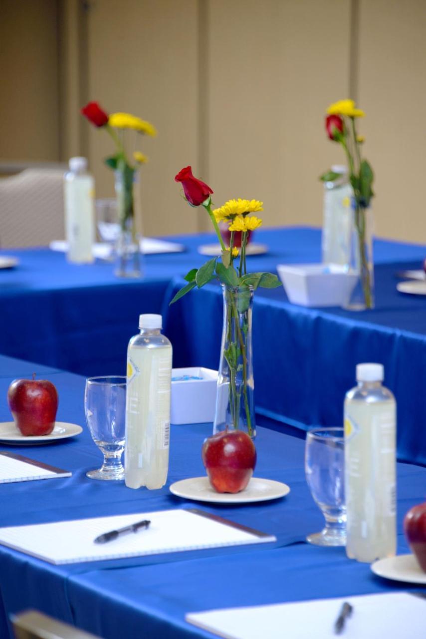 Illinois Beach Resort & Conf. Center; Best Western Premier Collection Zion ภายนอก รูปภาพ